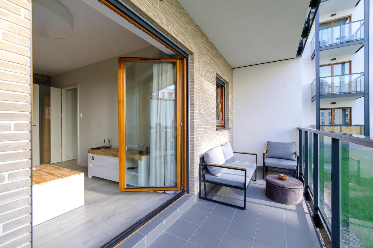 Hello Apartments Zajezdnia Wrzeszcz With Private Parking Гданьск Экстерьер фото